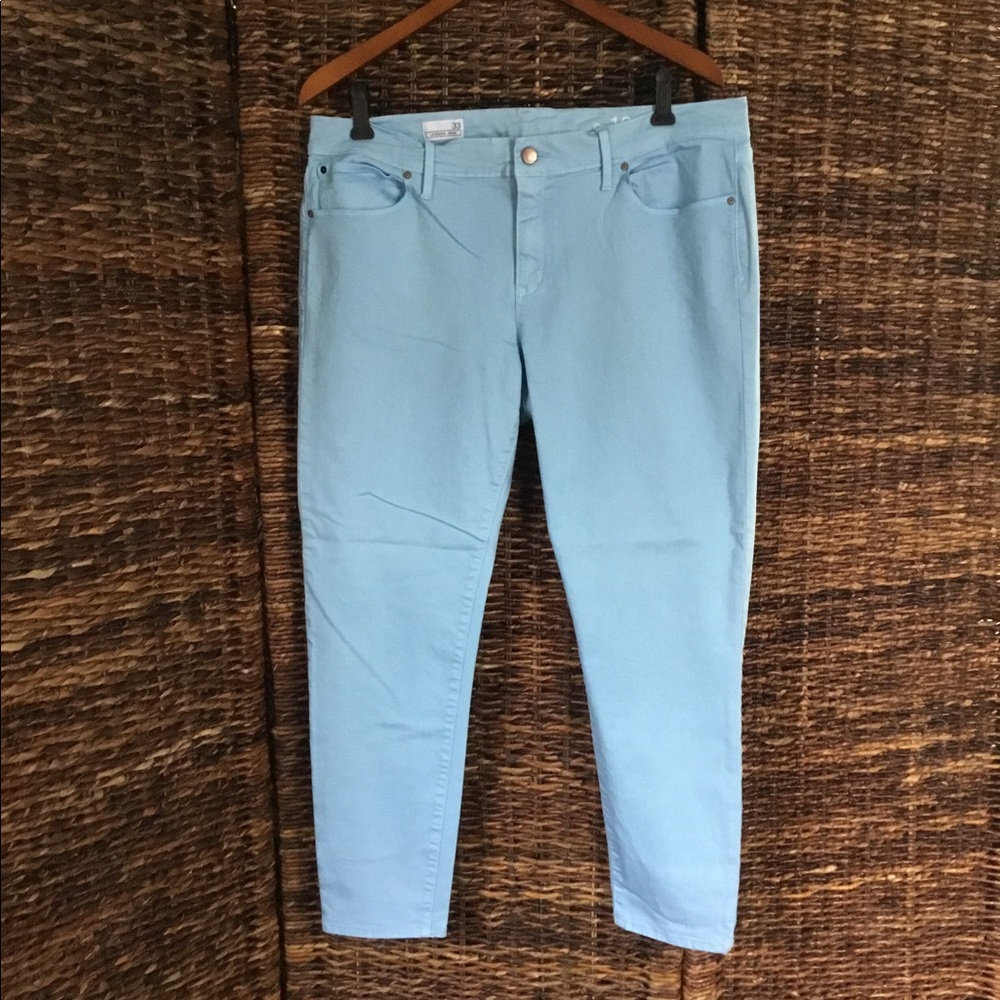GAP - Picture 1 of 13